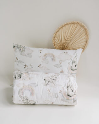 Kinderbettwäsche 100 % Baumwolle 120x90 cm mit Reißverschluss - Weiß mit Tiermotiv Elefant für Jungen und Mädchen