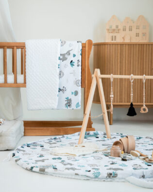 Kuschelset 3-teilig mit Minky Babydecke Einschlagdecke und Spielmatte - Tiermotiv Safari